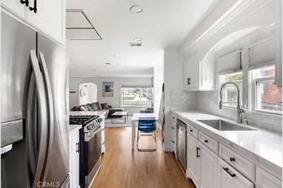 860 N Grand Street, Orange, CA 92867 - Photo 7