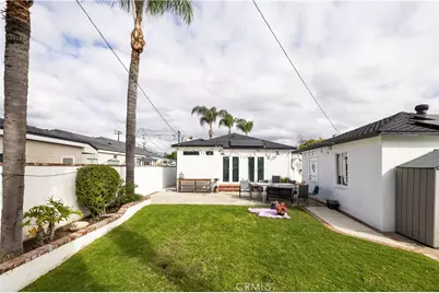 860 N Grand Street, Orange, CA 92867 - Photo 19