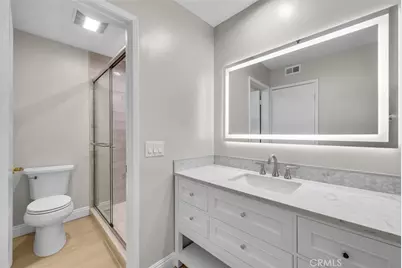 220 Nice #110, Newport Beach, CA 92663 - Photo 15