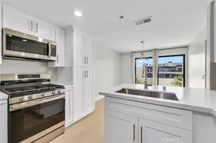 220 Nice, Newport Beach, CA 92663 - Photo 7