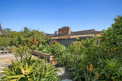 1800 Tradewinds Lane, Newport Beach, CA 92660 - Photo 29