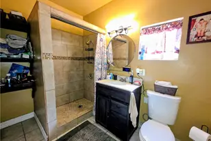 5323 Latham, Los Angeles, CA 90011 - Photo 9