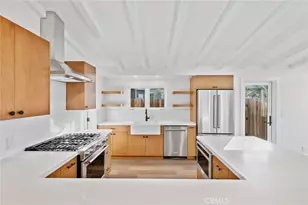 1956 Rosemary Pl, Costa Mesa, CA 92627 - Photo 9