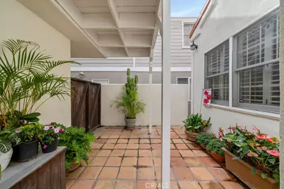 120 Coral Avenue, Newport Beach, CA 92662 - Photo 25