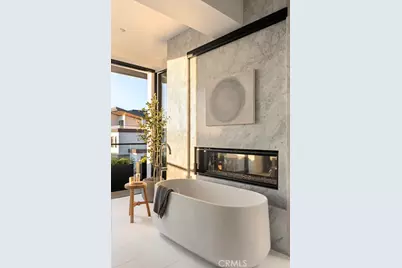 220 Carnation Avenue, Corona del Mar, CA 92625 - Photo 17