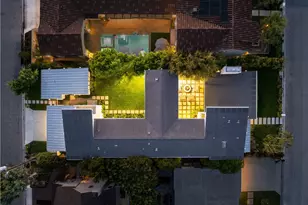 2217 Laurel Pl, Newport Beach, CA 92663 - Photo 33