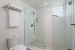 2217 Laurel Pl, Newport Beach, CA 92663 - Photo 27