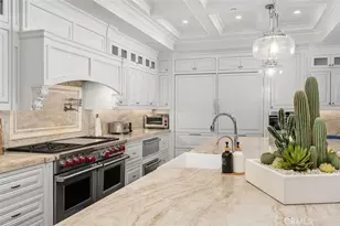 4 Inverness Ln, Newport Beach, CA 92660 - Photo 15