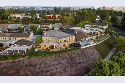 9 Rue Cannes, Newport Beach, CA 92660 - Photo 27