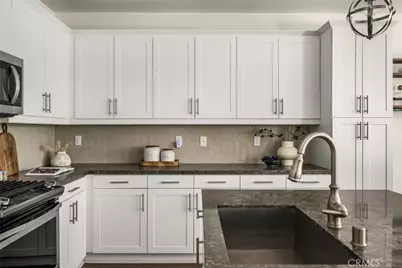 4750 Holly Avenue, Long Beach, CA 90805 - Photo 13