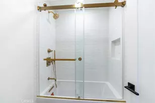 320 Villa Point, Newport Beach, CA 92660 - Photo 15