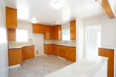 14008 Cornuta, Bellflower, CA 90706 - Photo 9