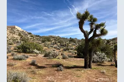 57296 Manzanita, Yucca Valley, CA 92284 - Photo 5