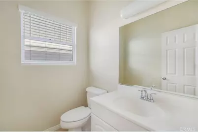 162 B Rochester, Costa Mesa, CA 92627 - Photo 5