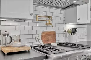 206 Del Mar Ave, Costa Mesa, CA 92627 - Photo 19