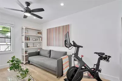 206 Del Mar Avenue, Costa Mesa, CA 92627 - Photo 33