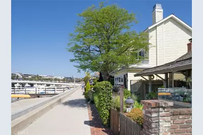 1207 N Bay Front, Newport Beach, CA 92662 - Photo 3