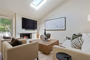 443 Vista Parada, Newport Beach, CA 92660 - Photo 9