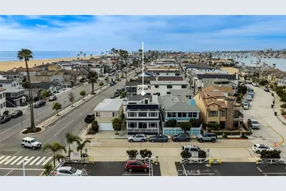 203 8th St, Newport Beach, CA 92661 - Photo 19