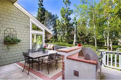 23 Rainbow Falls, Irvine, CA 92603 - Photo 5