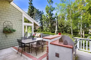 23 Rainbow Falls, Irvine, CA 92603 - Photo 5