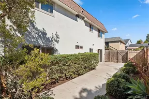 2048 Garden Ln, Costa Mesa, CA 92627 - Photo 31