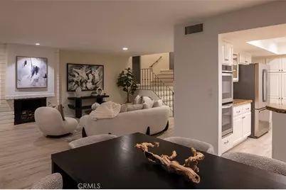 2175 Vista Entrada, Newport Beach, CA 92660 - Photo 5