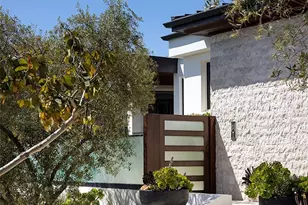 4512 Roxbury Rd, Corona del Mar, CA 92625 - Photo 3