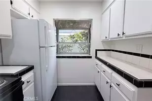 25391 Pine Creek Ln, Wilmington, CA 90744 - Photo 5