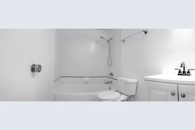 25391 Pine Creek Lane, Wilmington, CA 90744 - Photo 41