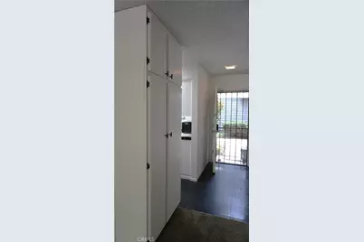 25391 Pine Creek Lane, Wilmington, CA 90744 - Photo 7