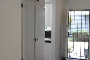 25391 Pine Creek Ln, Wilmington, CA 90744 - Photo 7