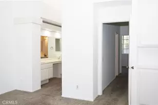 25391 Pine Creek Ln, Wilmington, CA 90744 - Photo 35