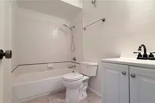 25391 Pine Creek Ln, Wilmington, CA 90744 - Photo 43