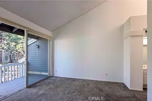 25391 Pine Creek Ln, Wilmington, CA 90744 - Photo 29