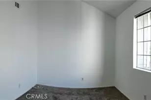 25391 Pine Creek Ln, Wilmington, CA 90744 - Photo 27