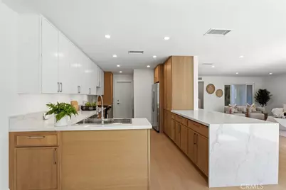 41 Seton Rd, Irvine, CA 92612 - Photo 9