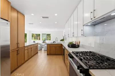 41 Seton Rd, Irvine, CA 92612 - Photo 13