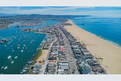 920 W Balboa, Newport Beach, CA 92661 - Photo 37