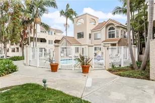 4561 Warner, Huntington Beach, CA 92649 - Photo 33