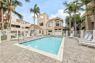 4561 Warner, Huntington Beach, CA 92649 - Photo 31