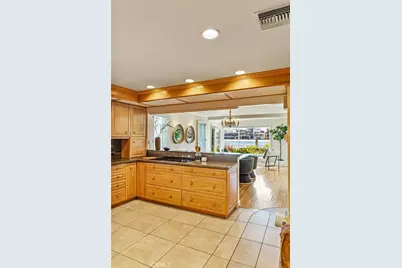 5585 E Corso Di Napoli, Long Beach, CA 90803 - Photo 19