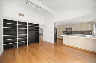 3437 Pinebrook Cir, Costa Mesa, CA 92626 - Photo 21