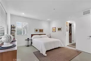 128 Villa Point, Newport Beach, CA 92660 - Photo 15