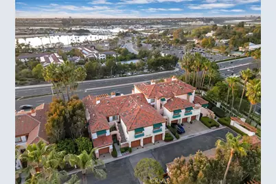 128 Villa Point, Newport Beach, CA 92660 - Photo 25