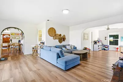 17571 Wrightwood Lane, Huntington Beach, CA 92649 - Photo 11