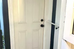 209 Tremont Dr, Newport Beach, CA 92660 - Photo 25