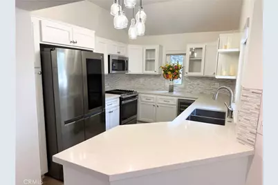 24 Corsica, Newport Beach, CA 92660 - Photo 7