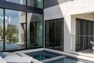 8 Cherry Hills Ln, Newport Beach, CA 92660 - Photo 11