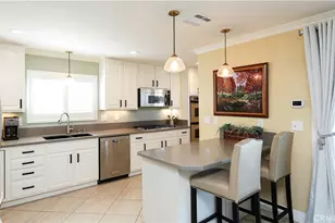 15751 Plymouth Ln, Huntington Beach, CA 92647 - Photo 5